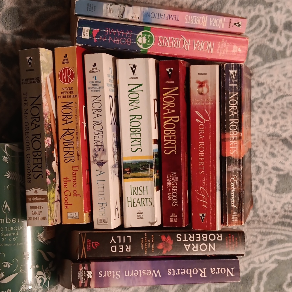 11 Nora Robert's Books